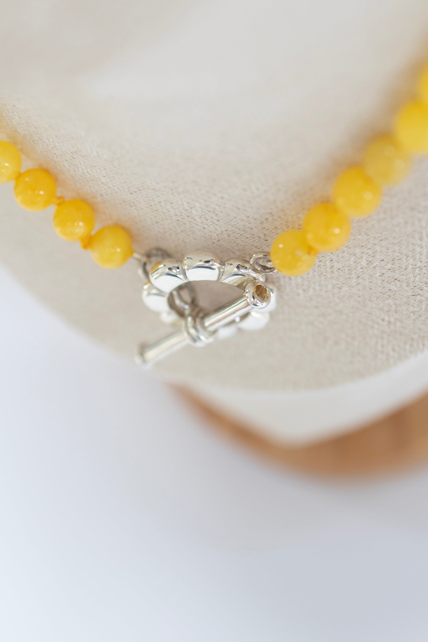 The Daffodil Necklace