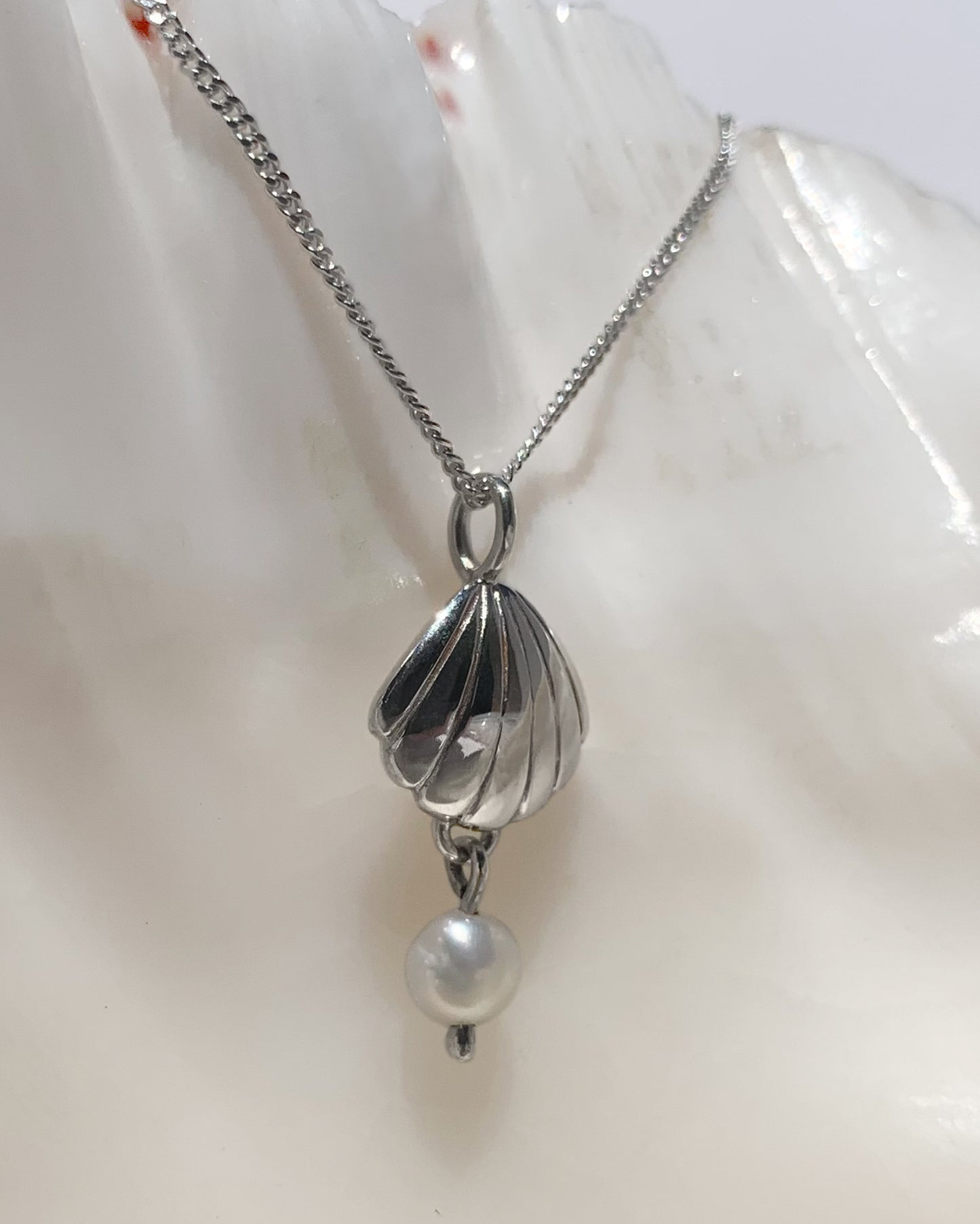 Mother of Venus Necklace