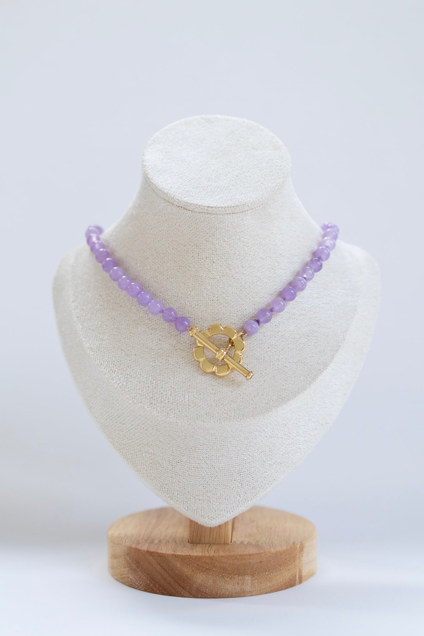 The Iris Necklace